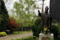 Przy-Kościele-pw.-Św.-Wawrzyńca-Ligocka-Kuźnia